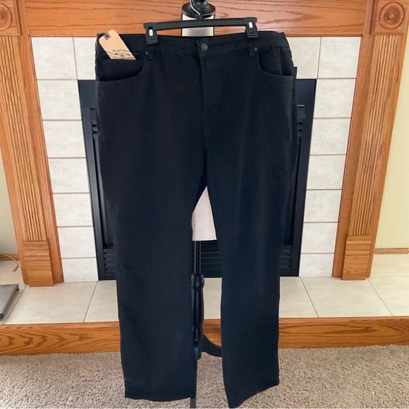 NWT Buffalo David Bitton Crinkled Straight Six Men’s Jeans Sz 42 x 34 - Picture 3 of 16